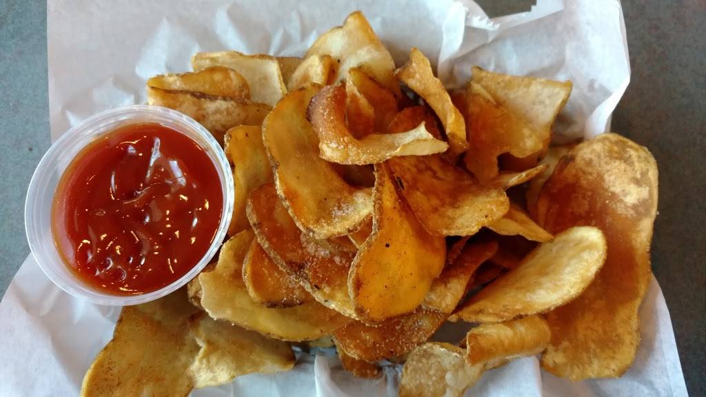 Wild Mikes | restaurant | 7587 Bridgetown Rd, Cincinnati, OH 45248, USA | 5134679464 OR +1 513-467-9464