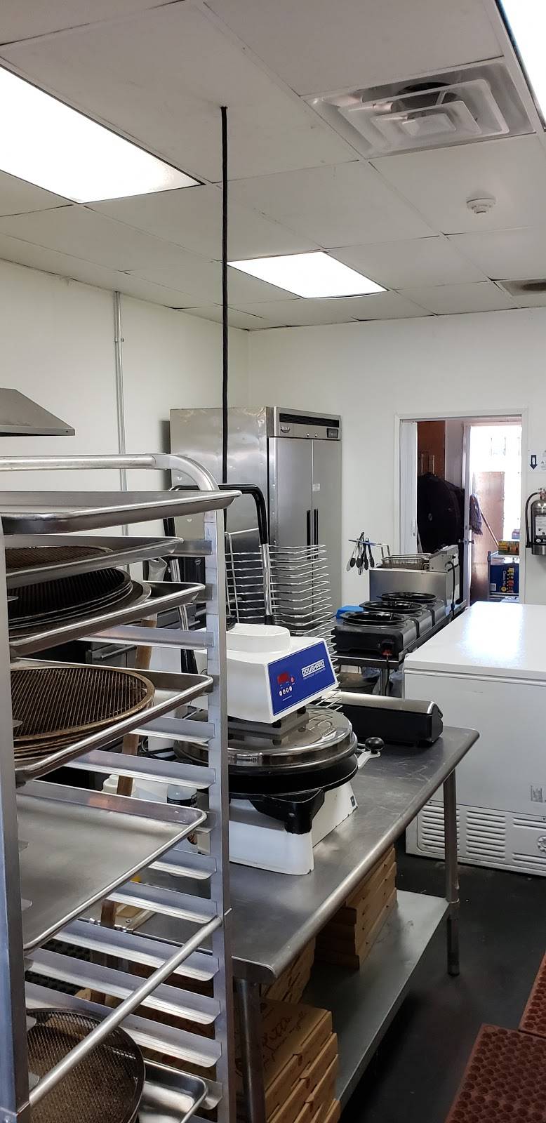 Saucery pizzeria | meal takeaway | 16727 Bear Valley Rd suite 210, Hesperia, CA 92345, USA | 7609474188 OR +1 760-947-4188