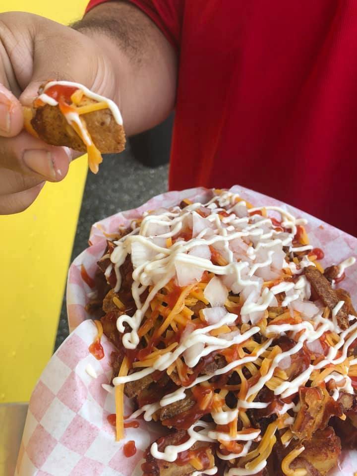 Uncle Franks Hot Dogs | restaurant | 19190 Cochran Blvd Edgewater Church parking lot, Port Charlotte, FL 33952, USA | 9416266590 OR +1 941-626-6590