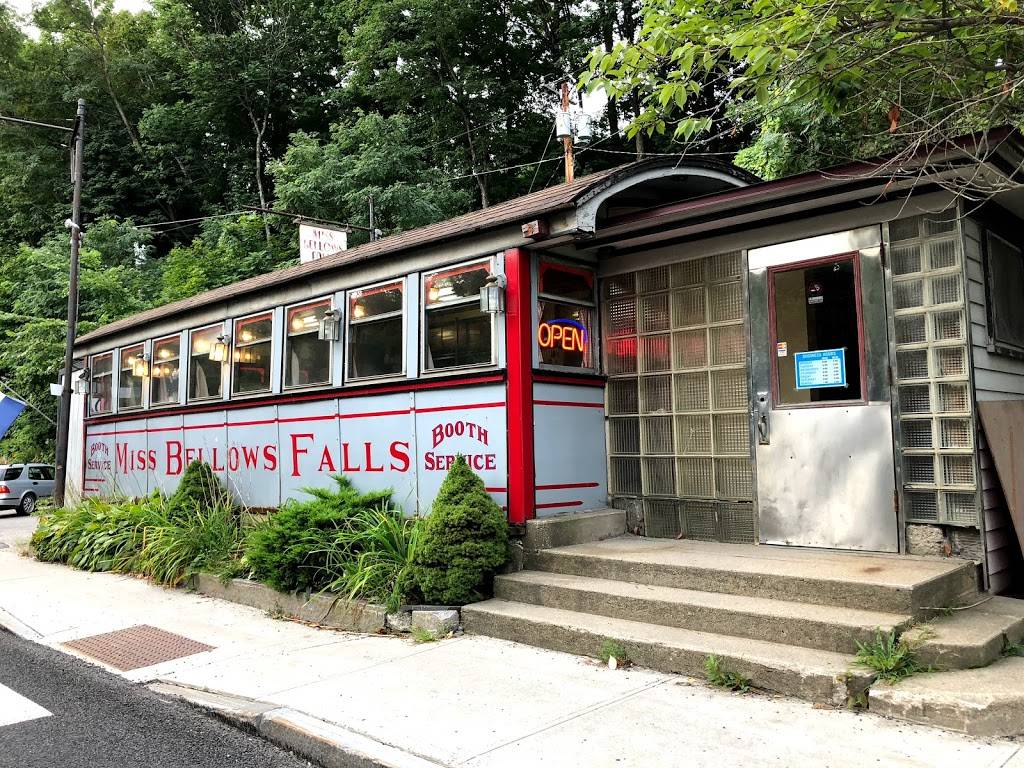 Miss Bellows Falls | restaurant | 90 Rockingham St, Bellows Falls, VT 05101, USA | 8024633700 OR +1 802-463-3700