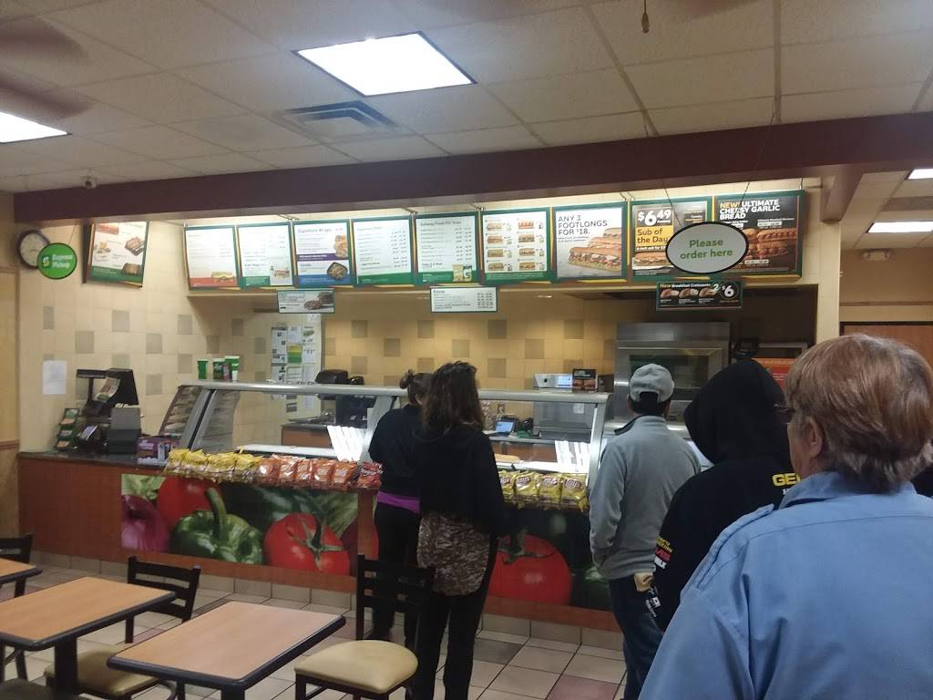 Subway | restaurant | 511 E 4th St C, Perris, CA 92570, USA | 9516576200 OR +1 951-657-6200