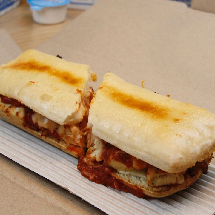 Dominos Pizza | meal delivery | 1815 N 1st St A, Jacksonville, AR 72076, USA | 5012411900 OR +1 501-241-1900