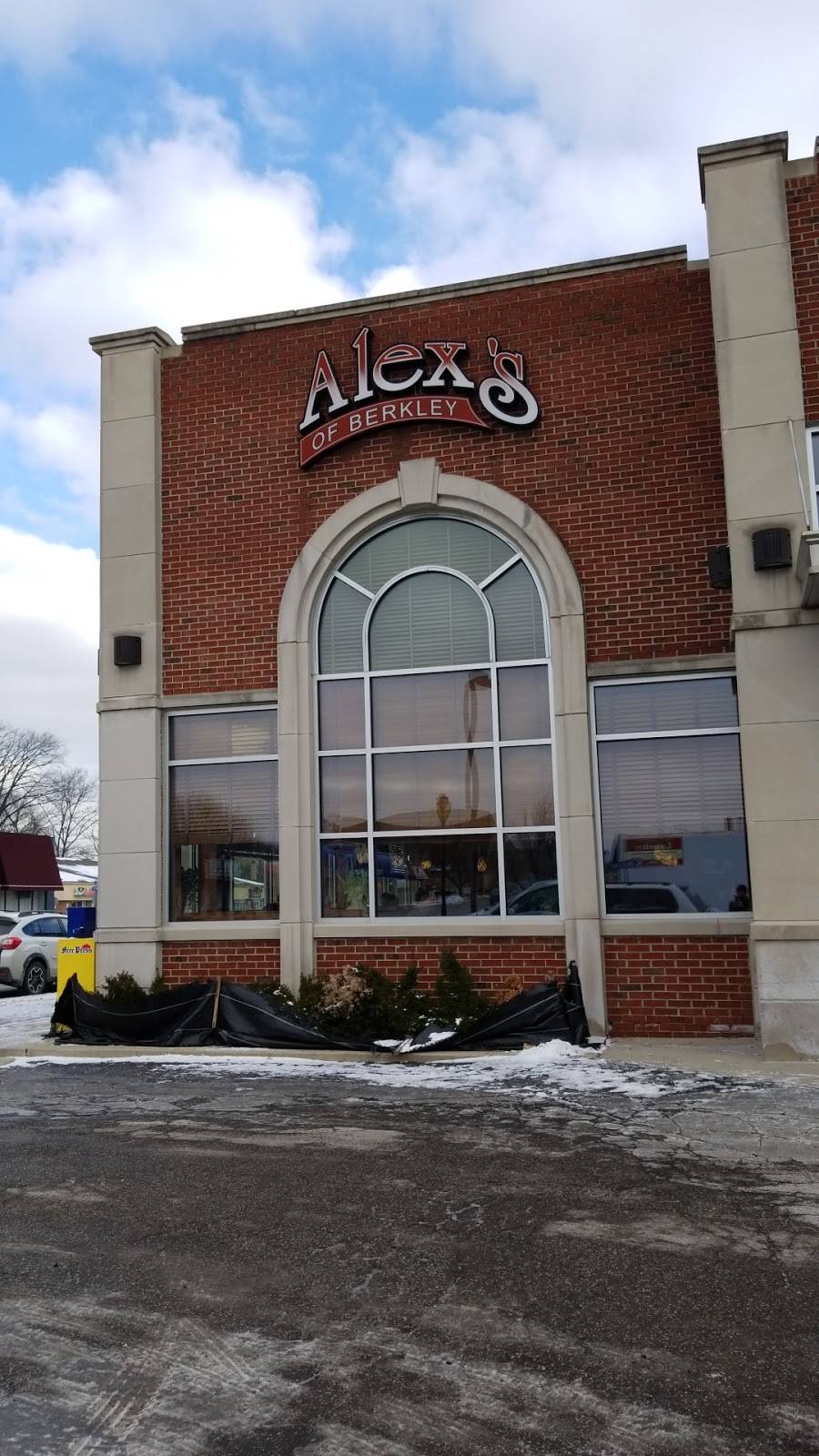 Alexs of Berkley | restaurant | 2685 Twelve Mile Rd, Berkley, MI 48072, USA | 2485453710 OR +1 248-545-3710