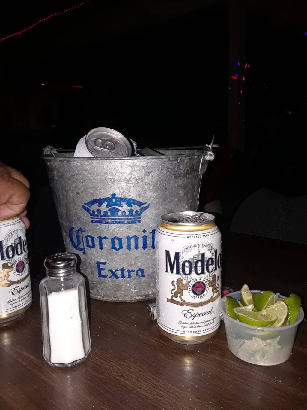 La Fogata Restaurant | restaurant | 906 Main St, Woodland, CA 95695, USA | 9166137172 OR +1 916-613-7172