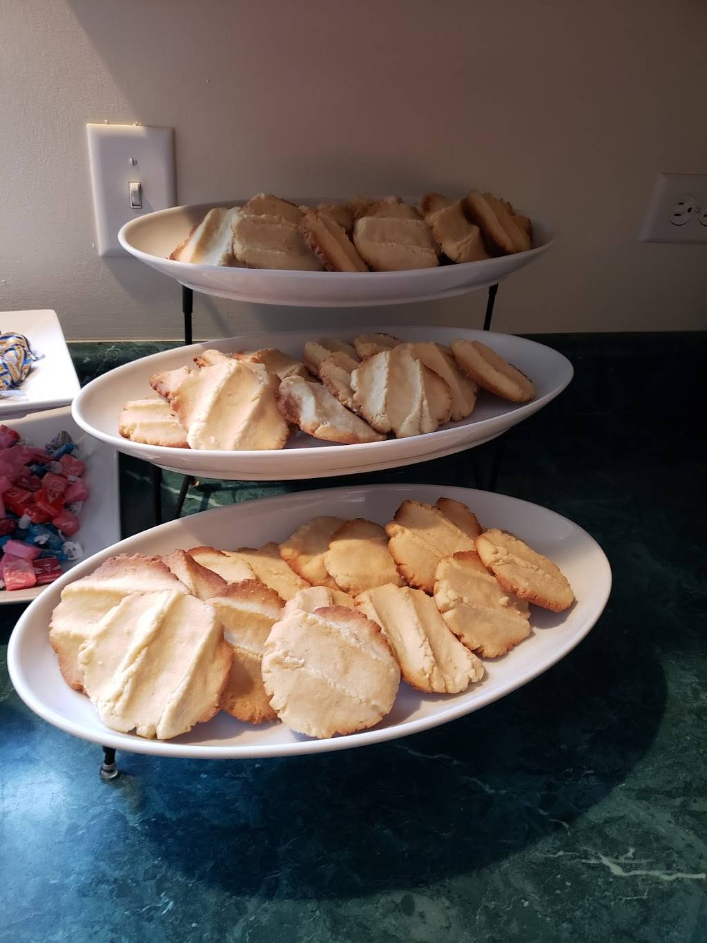 Soul food palace | restaurant | 3412 W 79th St, Chicago, IL 60652, USA | 7737892181 OR +1 773-789-2181