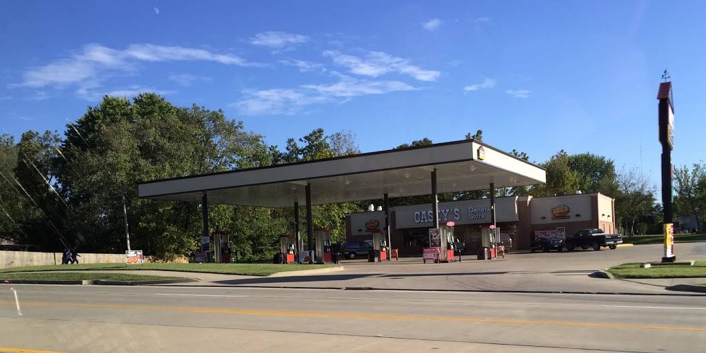 Caseys | meal takeaway | 409 E Lincoln Ave, Chandler, IN 47610, USA | 8129253742 OR +1 812-925-3742