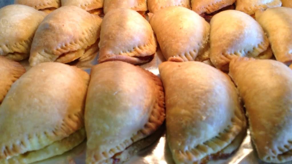 African Deli | restaurant | 6930 Brooklyn Blvd #13, Brooklyn Center, MN 55429, USA | 7635610086 OR +1 763-561-0086