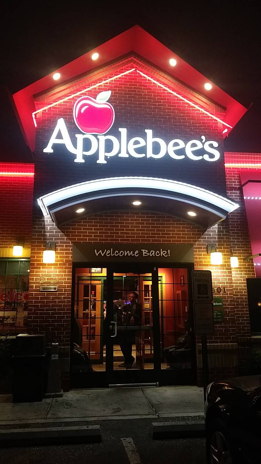 Applebees Grill + Bar | restaurant | 2501 Aramingo Ave, Philadelphia, PA 19125, USA | 2156348600 OR +1 215-634-8600