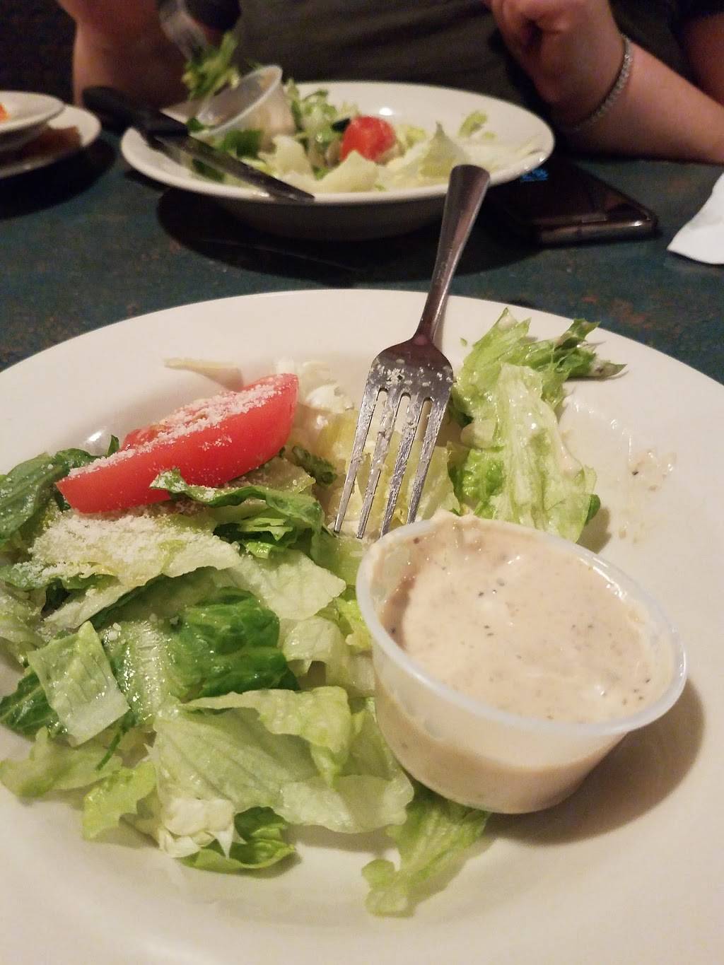 Lou’s LaGrotto | restaurant | 3001 5th St, Peru, IL 61354, USA | 8152233083 OR +1 815-223-3083