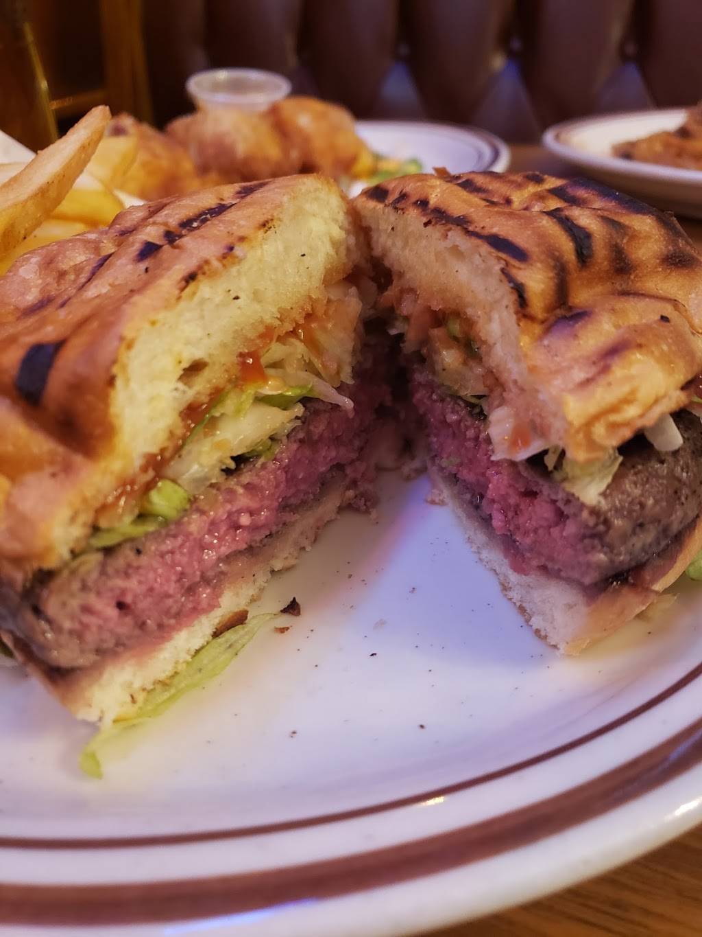 Bierstube | restaurant | 109 11th St W, Hastings, MN 55033, USA | 6514378259 OR +1 651-437-8259