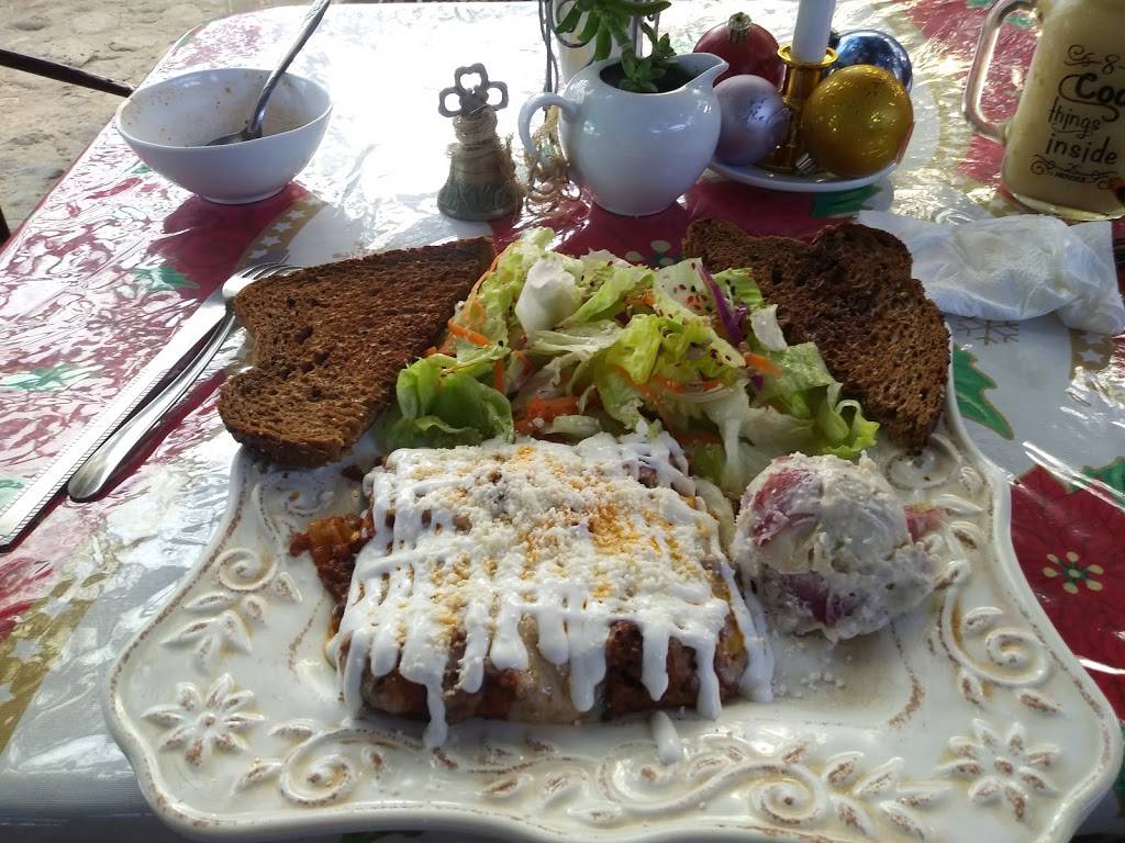 Abadia Lara | restaurant | Valentín Ruiz Pimentel 1885, Constitución (Ampl. Constitución), 22710 Rosarito, B.C., Mexico | 016615277373 OR +52 661 527 7373