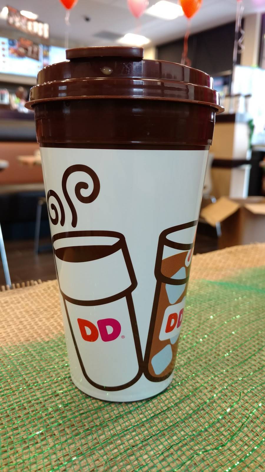 Dunkin | bakery | 105 E Derenne Ave, Savannah, GA 31405, USA | 9122313253 OR +1 912-231-3253