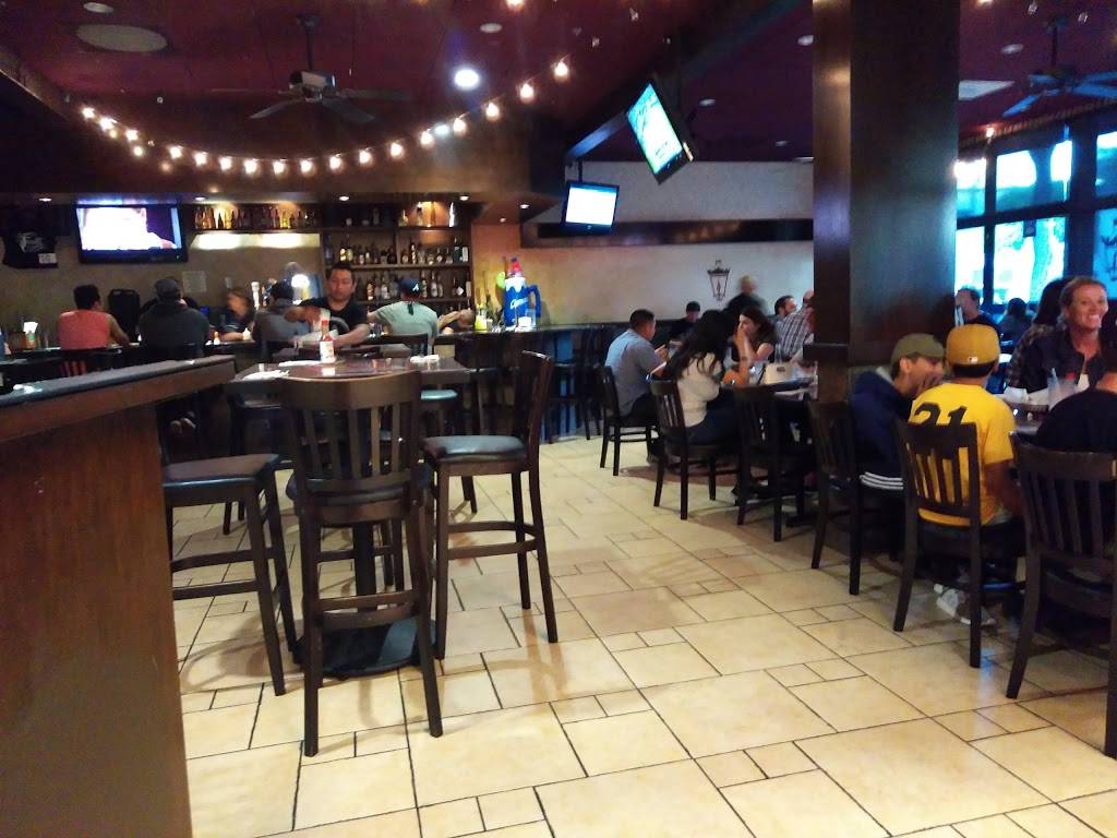 El Farolito Jr | restaurant | 310 N Harbor Blvd, Fullerton, CA 92832, USA | 7144410269 OR +1 714-441-0269