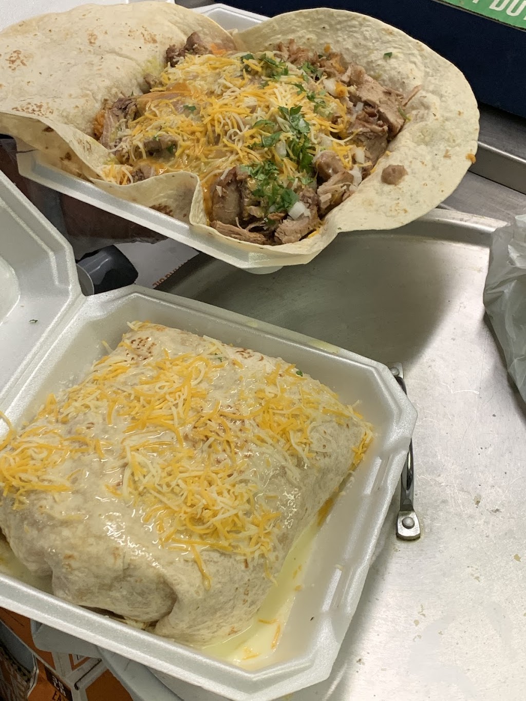 La Taqueria B and B | restaurant | 1414 E River St, Eureka, KS 67045, USA | 7205197908 OR +1 720-519-7908