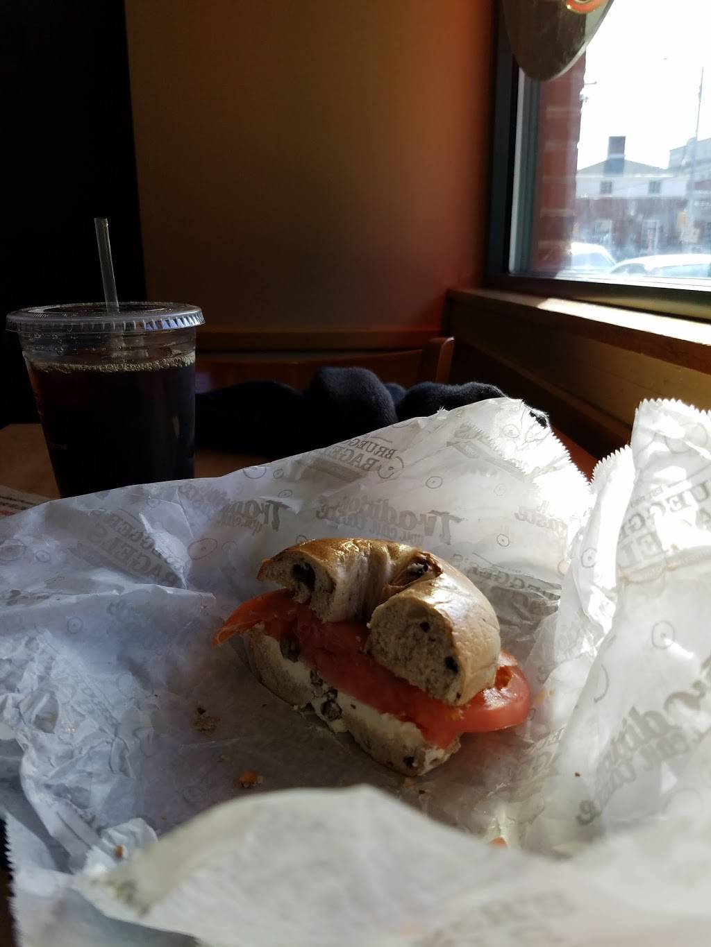 Brueggers Bagels | bakery | 1719 Murray Ave, Pittsburgh, PA 15217, USA | 4124222814 OR +1 412-422-2814