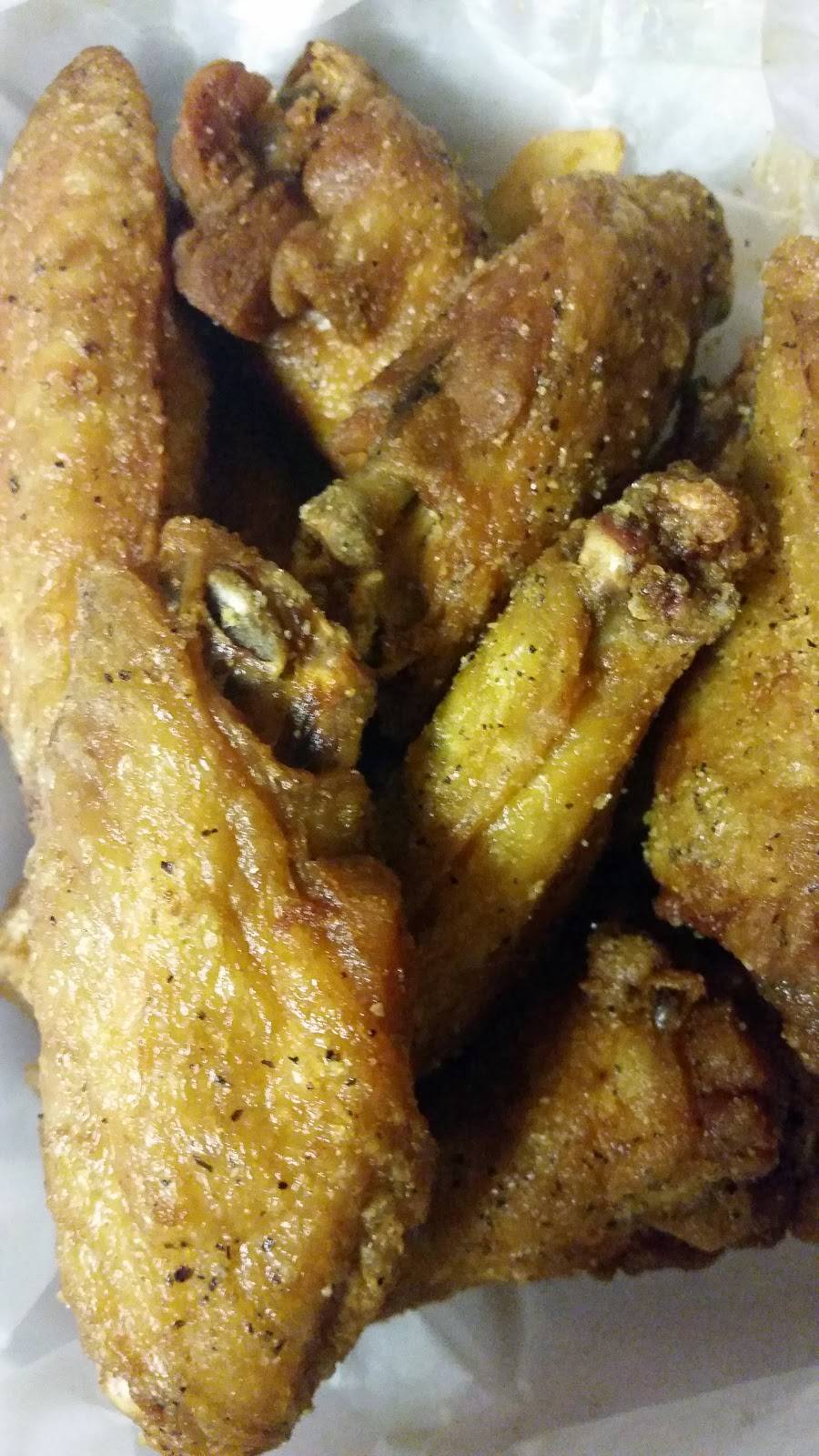 Chicks N Wings | meal takeaway | 10918 SW 184th St, Miami, FL 33157, USA | 3052385311 OR +1 305-238-5311