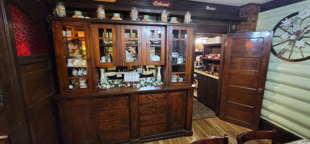 Plains Trading Post Restaurant | restaurant | 628 E Richards St, Douglas, WY 82633, USA | 3073584489 OR +1 307-358-4489