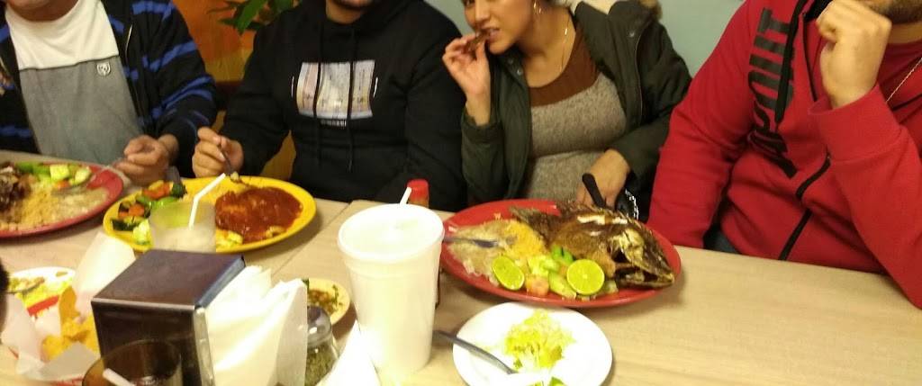 Izzys Cafe | restaurant | 19304 Vanowen St, Reseda, CA 91335, USA | 8188817634 OR +1 818-881-7634