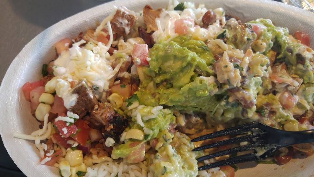 Chipotle Mexican Grill | restaurant | 18019 Highwoods Preserve Pkwy, Tampa, FL 33647, USA | 8139771520 OR +1 813-977-1520
