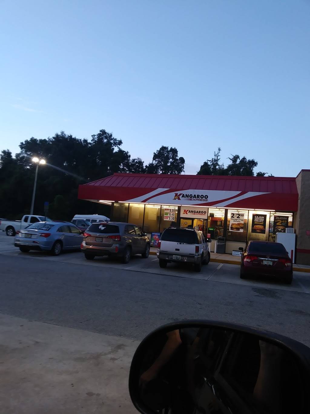 Hardees | restaurant | 1098 W International Speedway Blvd, DeLand, FL 32720, USA | 3867381469 OR +1 386-738-1469