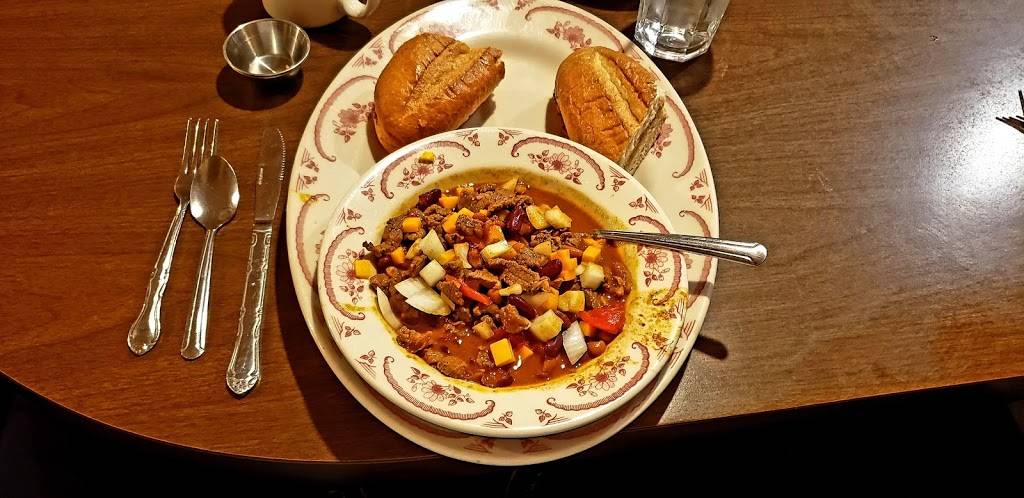 Henris Restaurant | restaurant | 21601 Sherman Way, Canoga Park, CA 91303, USA | 8183485582 OR +1 818-348-5582