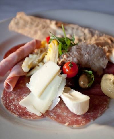 Angelina Ristorante | restaurant | 3561 N Broadway, Chicago, IL 60657, USA | 7739355933 OR +1 773-935-5933