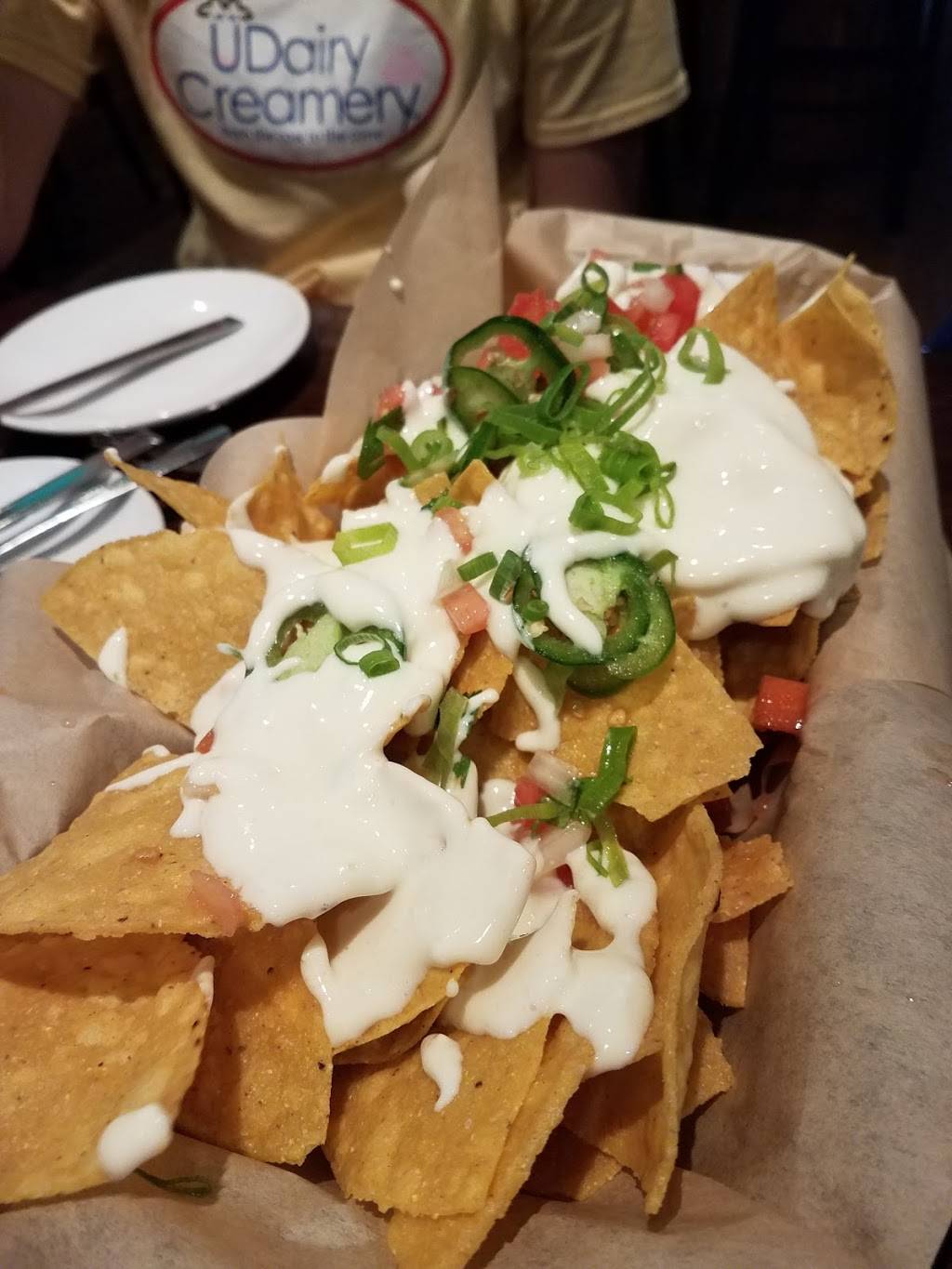 C3ntral Tavern Elkton MD | restaurant | 107 E Main St, Elkton, MD 21921, USA | 4103925000 OR +1 410-392-5000