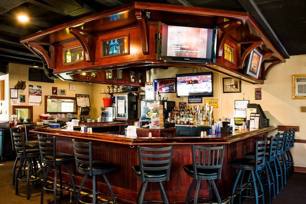 Unc & Nephs | restaurant | 1015 W Madison St, Washington, IA 52353, USA | 3196534755 OR +1 319-653-4755