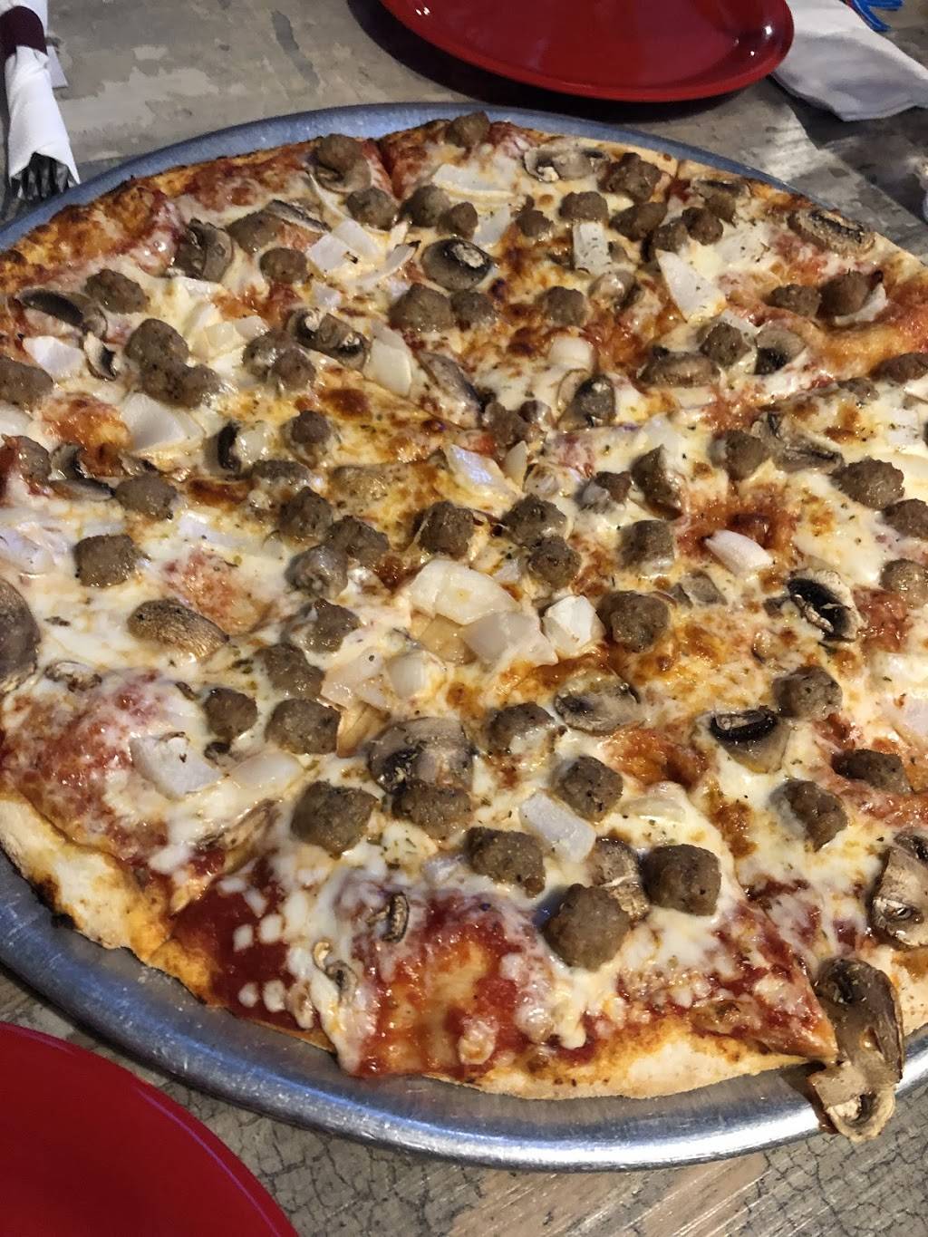 Scorpios Pizzaria & Sports Pub | restaurant | 180 Main St, Lancaster, NH 03584, USA | 6037883660 OR +1 603-788-3660