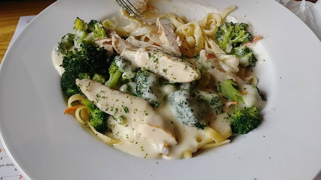 Cheap Charlies | restaurant | 4495 24th Ave, Fort Gratiot Twp, MI 48059, USA | 8103855511 OR +1 810-385-5511