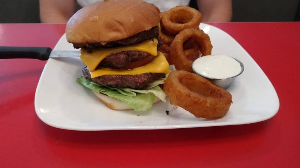 City Diner | restaurant | 2951 Monterey Rd, San Jose, CA 95111, USA | 4082695490 OR +1 408-269-5490