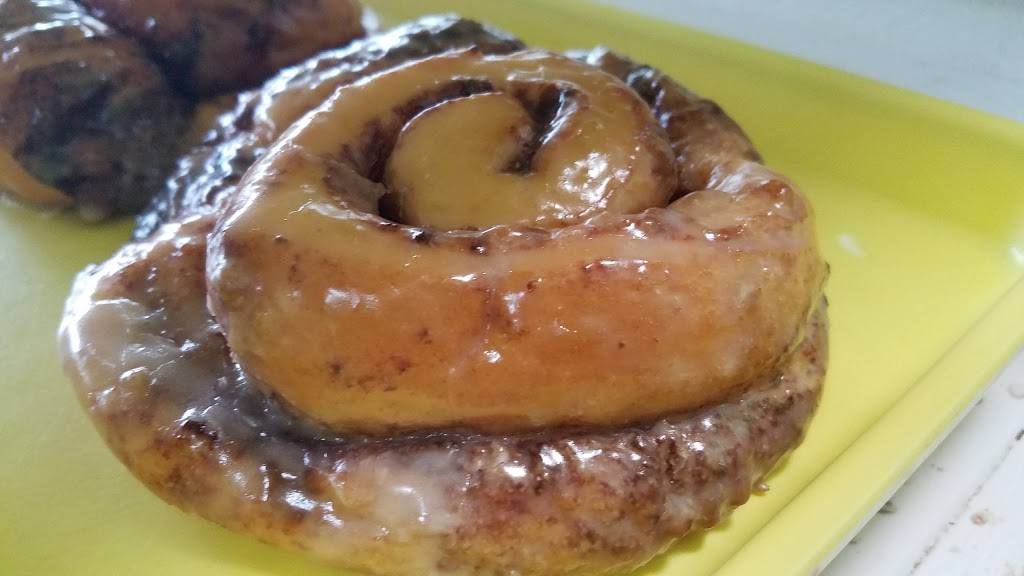 Best Donuts and Kolaches | restaurant | 203 Tyson Ave, Paris, TN 38242, USA | 9245001 OR +1 9245001