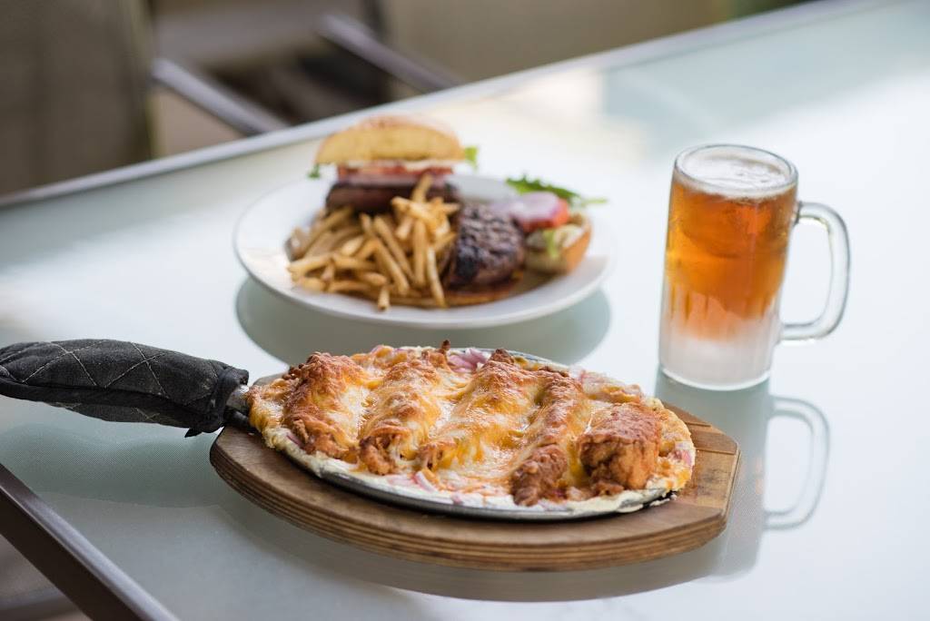 Jaxsons | restaurant | 443 Lake June Rd, Lake Placid, FL 33852, USA | 8634654674 OR +1 863-465-4674