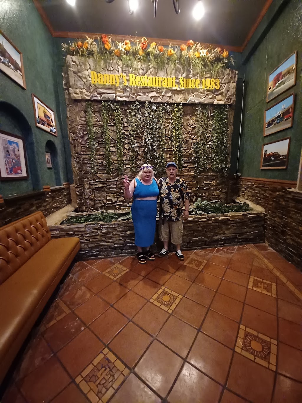 Dannys Restaurant | restaurant | 9720 McPherson Rd, Laredo, TX 78045, USA | 9567951358 OR +1 956-795-1358