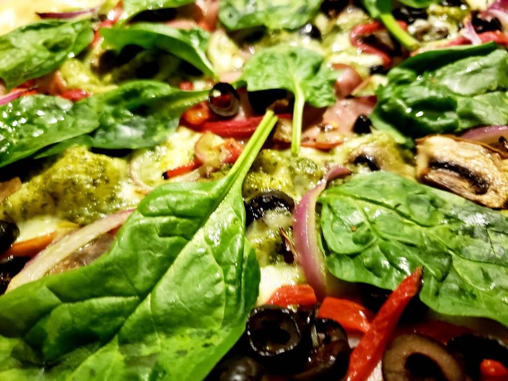 Gio’s Pizzeria | restaurant | 18285 Collier Ave Suite H, Lake Elsinore, CA 92530, USA | 9512452876 OR +1 951-245-2876