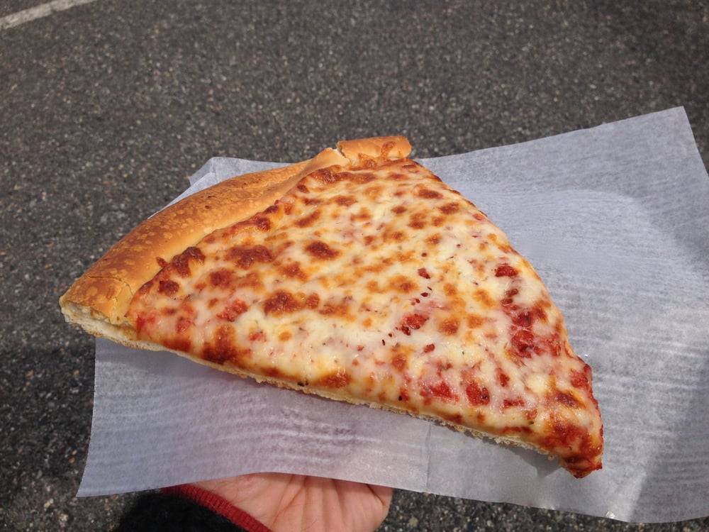 Christos Famous Pizza | restaurant | 20 Holden St, North Adams, MA 01247, USA | 4136623500 OR +1 413-662-3500