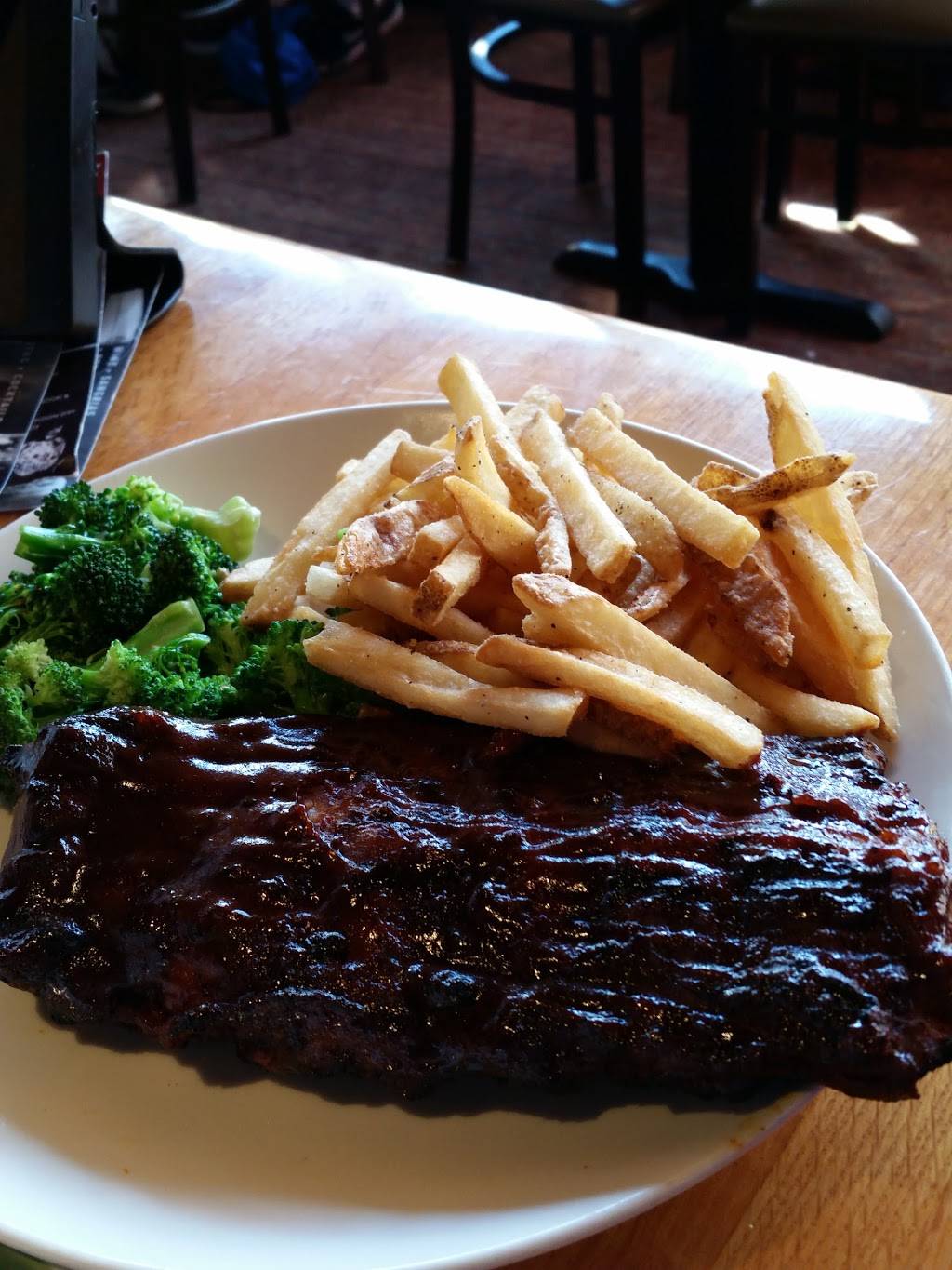 Applebees Grill + Bar | restaurant | 939 Columbia Blvd, Bloomsburg, PA 17815, USA | 5703873334 OR +1 570-387-3334