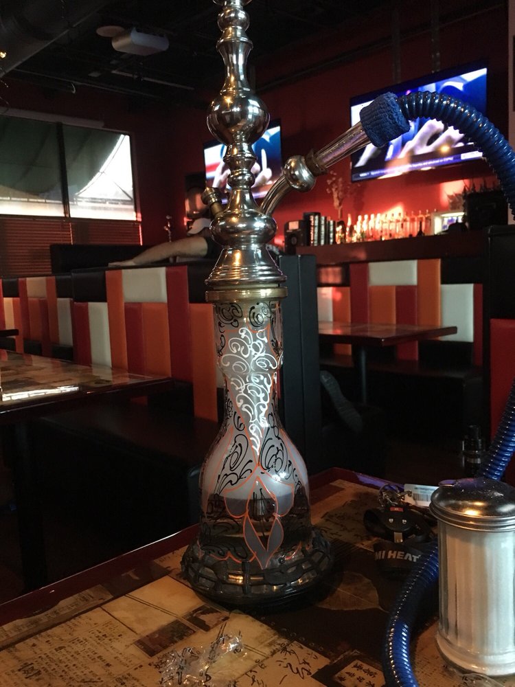 Empire Lounge & Pizzeria | night club | 5920 S Dixie Hwy, Miami, FL 33143, USA | 3056621331 OR +1 305-662-1331