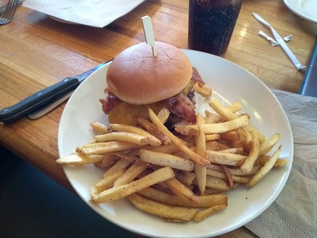 Applebees Grill + Bar | restaurant | 15151 N Cleveland Ave, North Fort Myers, FL 33903, USA | 2399957999 OR +1 239-995-7999