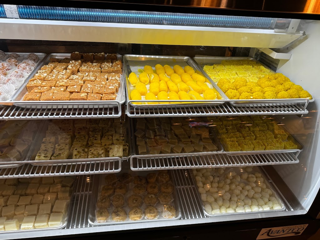 Saffron Indian Kitchen | restaurant | 5426 US-280, Birmingham, AL 35242, USA | 2054386209 OR +1 205-438-6209