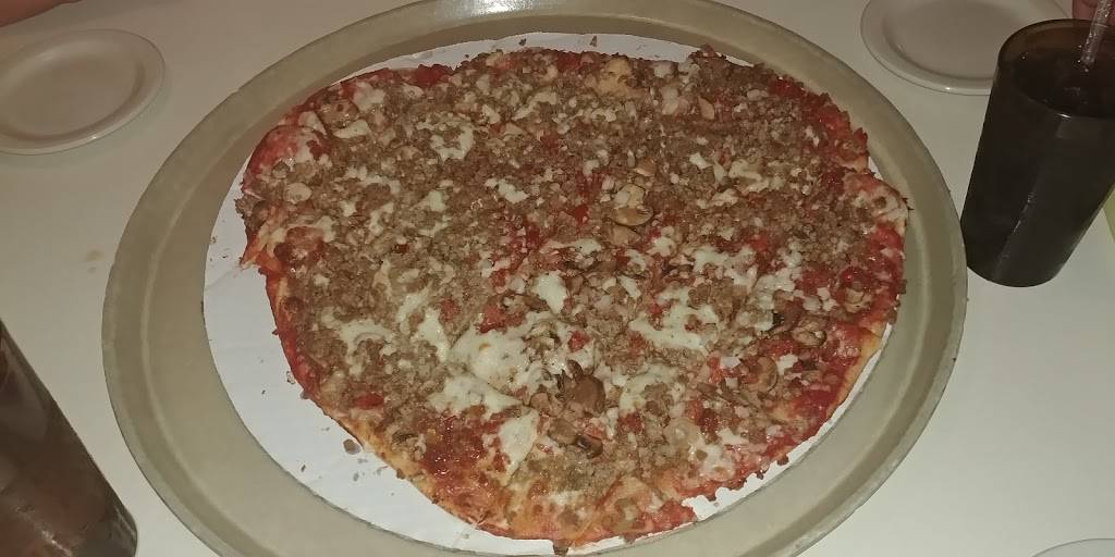 Pizza King | meal delivery | 500 S Memorial Dr, New Castle, IN 47362, USA | 7655296998 OR +1 765-529-6998