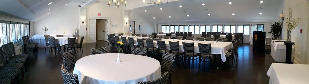 The University Club at Queens Inc. | restaurant | 168 Stuart St, Kingston, ON K7L 2V8, Canada | 6135332846 OR +1 613-533-2846