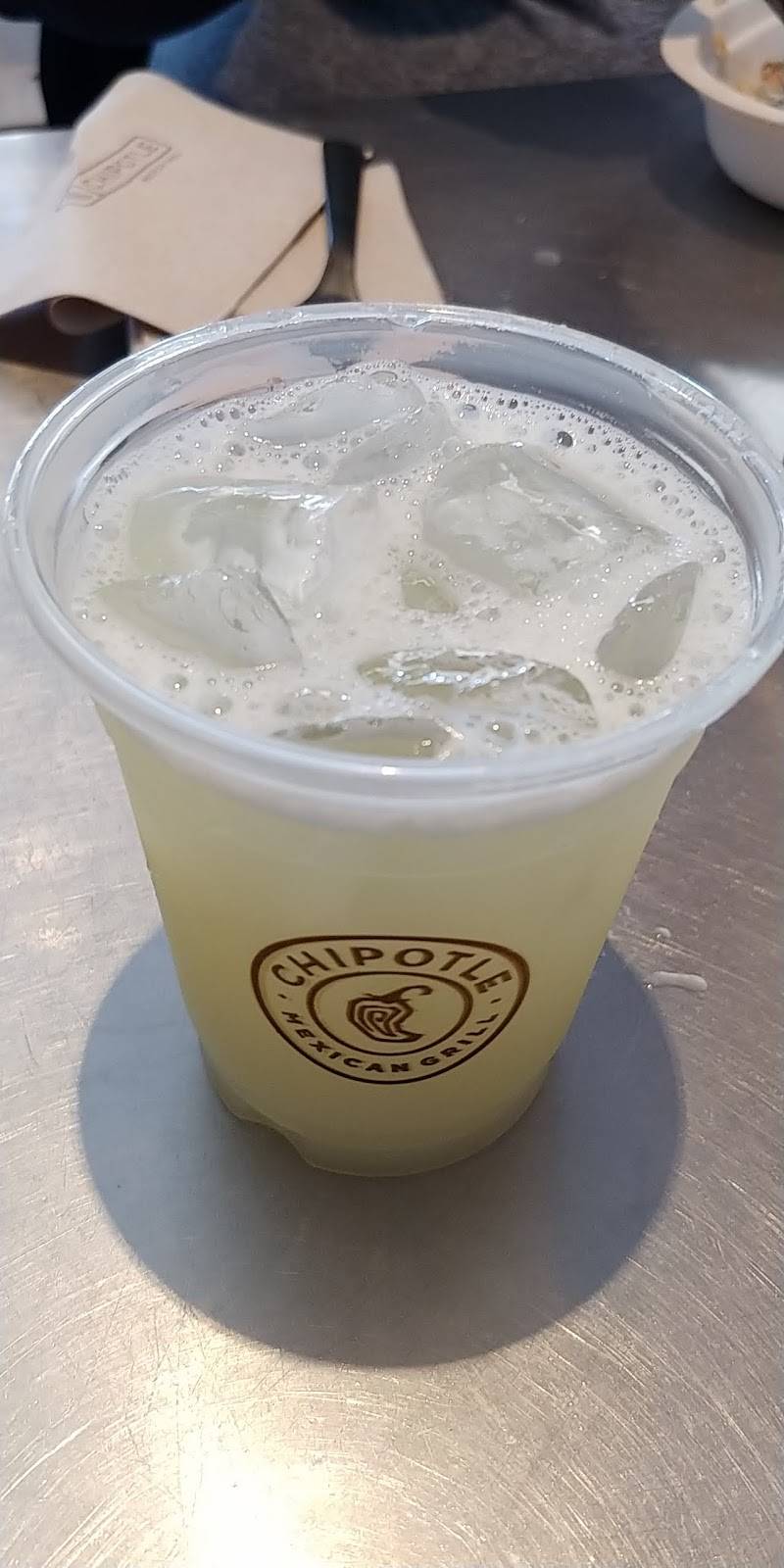 Chipotle Mexican Grill | restaurant | 500 Del Monte Center Ste 30, Monterey, CA 93940, USA | 8316419353 OR +1 831-641-9353