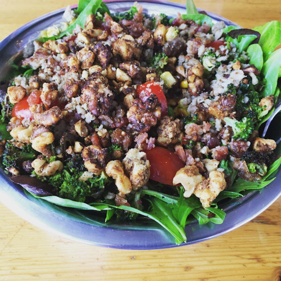 Heartland Pizza Company | restaurant | 2822 Ramada Way, Green Bay, WI 54304, USA | 9204892500 OR +1 920-489-2500