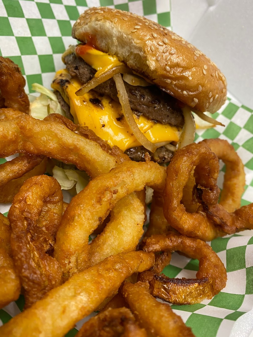 Tommy Ds | restaurant | Pantano Parkview Shopping Center #100, Tucson, AZ 85710, USA | 5207228900 OR +1 520-722-8900