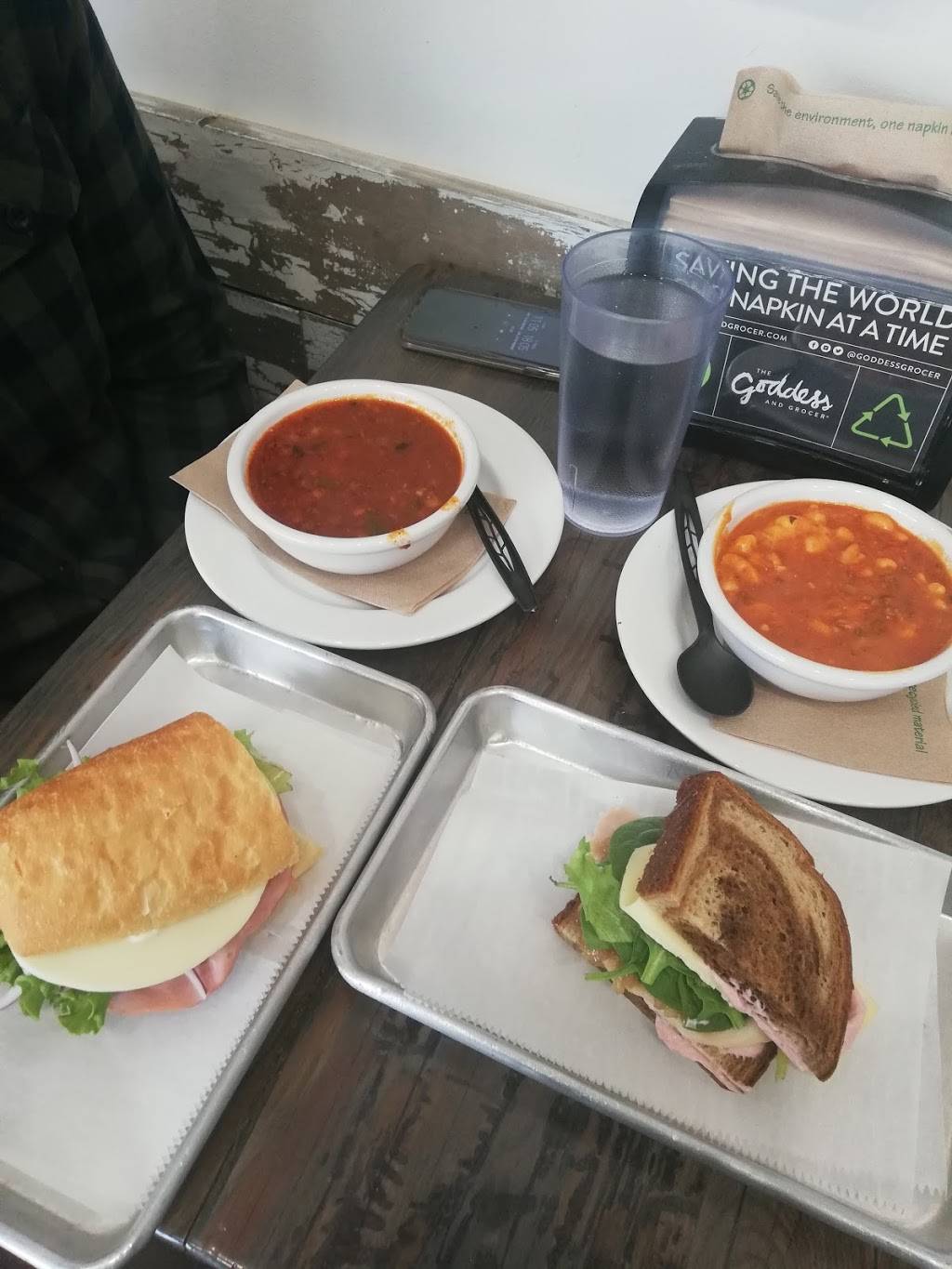 The Goddess and Grocer | cafe | 901 N Larrabee St, Chicago, IL 60610, USA | 3129889870 OR +1 312-988-9870