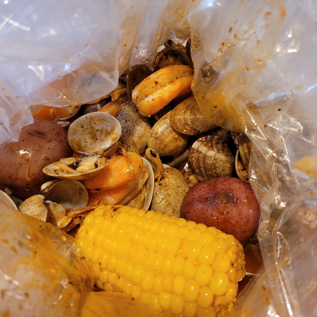 Shaking Seafood | meal takeaway | 1616 Dorchester Ave, Dorchester, MA 02122, USA | 6175068823 OR +1 617-506-8823