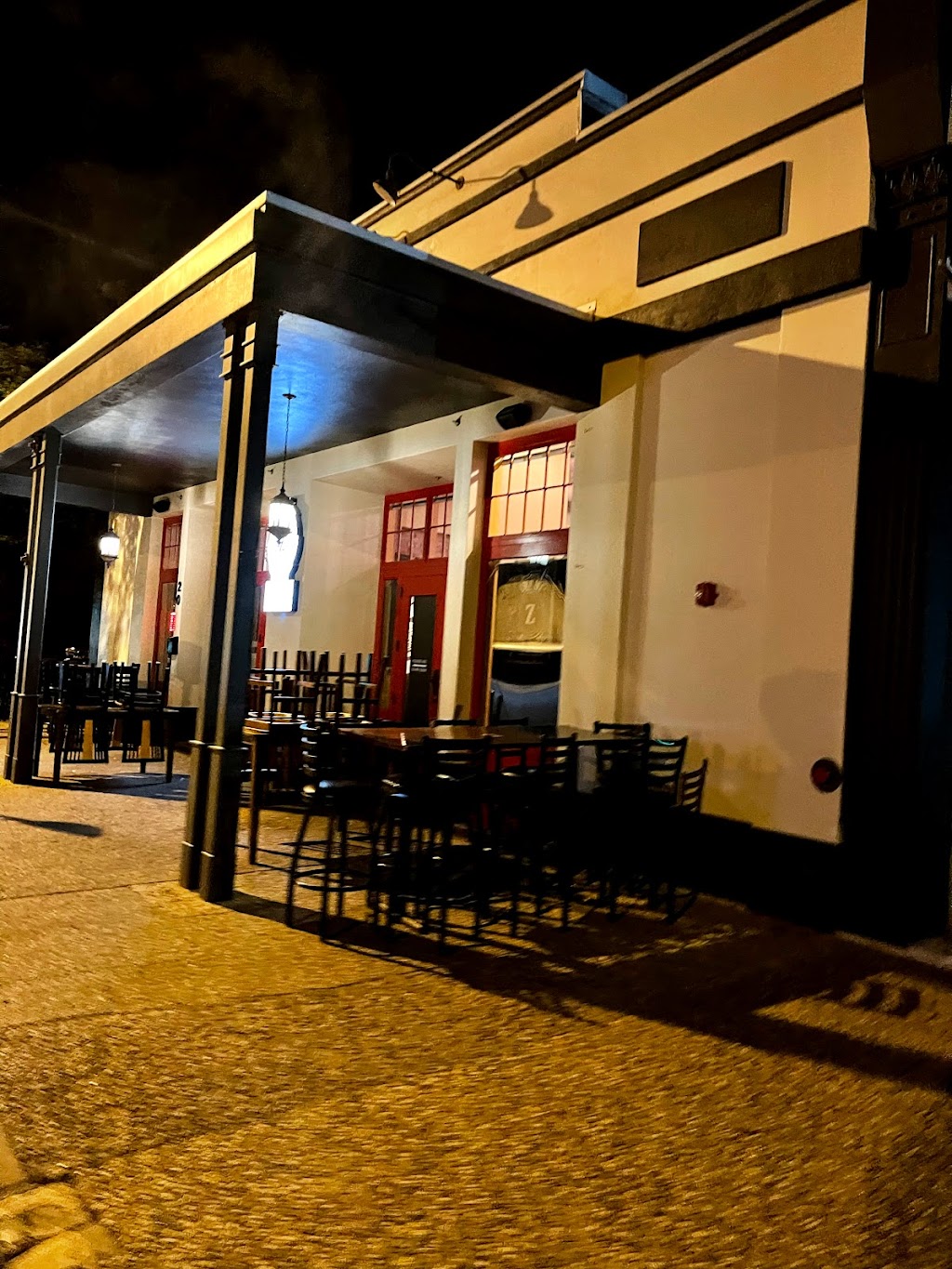 Zero One Ale House | restaurant | 20 W Beauregard Ave, San Angelo, TX 76903, USA | 3256535123 OR +1 325-653-5123