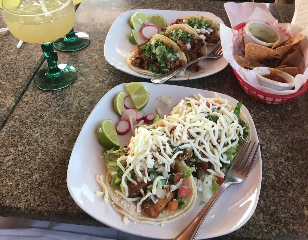 El Charro Negro | restaurant | 524 Lancaster Ave, Malvern, PA 19355, USA | 4843561281 OR +1 484-356-1281