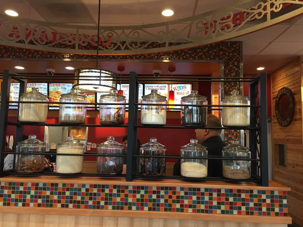 Popeyes Louisiana Kitchen | restaurant | 21700 Norwalk Blvd, Hawaiian Gardens, CA 90716, USA | 5624259285 OR +1 562-425-9285